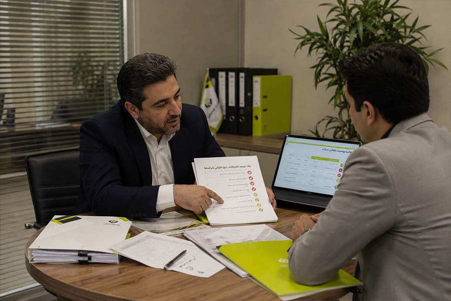 بررسی اشتباهات مالیاتی رایج شرکت‌ها توسط مشاور مالیاتی